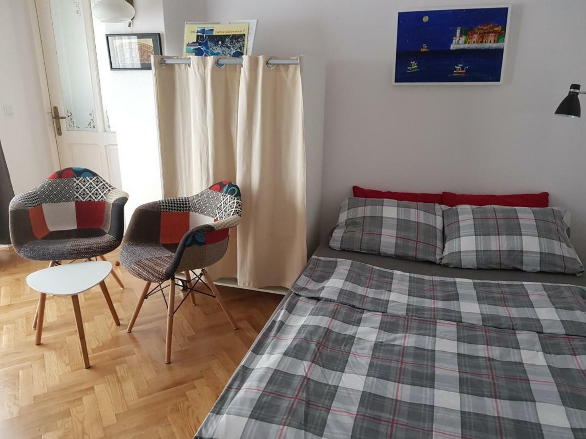 L&M Studio Apartman Apartman Póla Kültér fotó